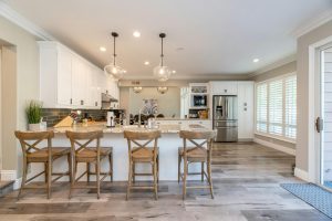 DIY vs. Professional Repairs: How Home Insurance Responds to Home Maintenance